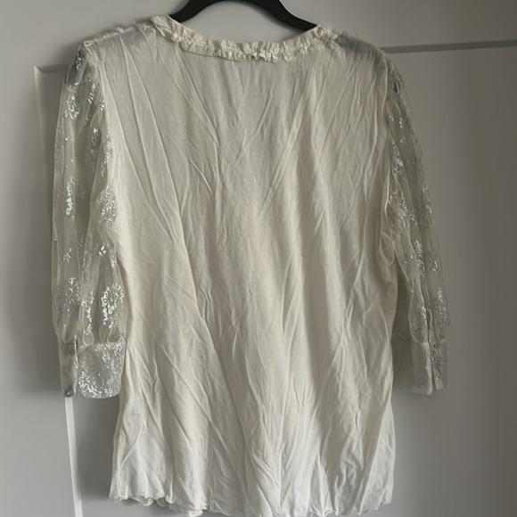 Robert Scarpa button down lace blouse - Picture 7 of 7